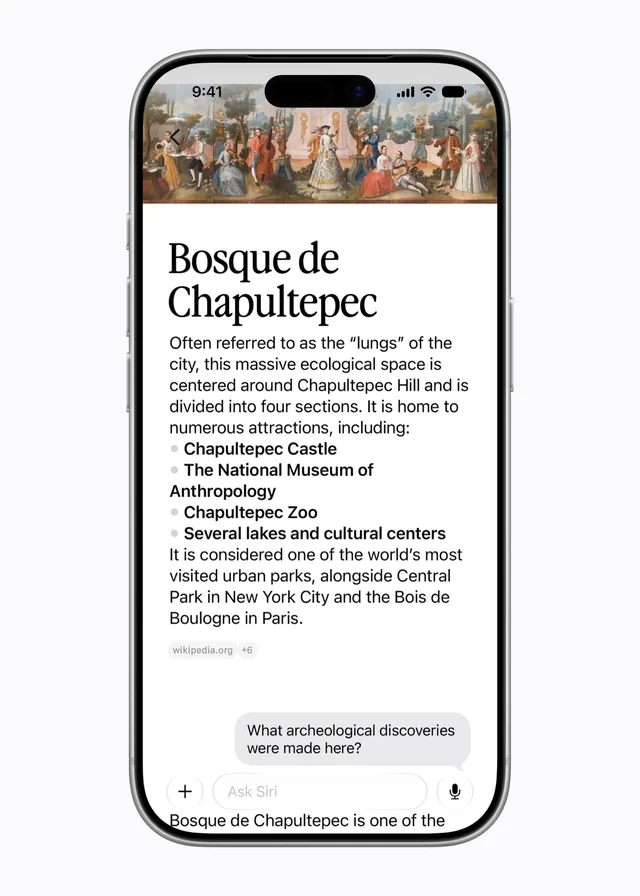 Siri AI on iPhone showing an answer about Chapultepec, a follow-up question, and the Ask Siri composer
